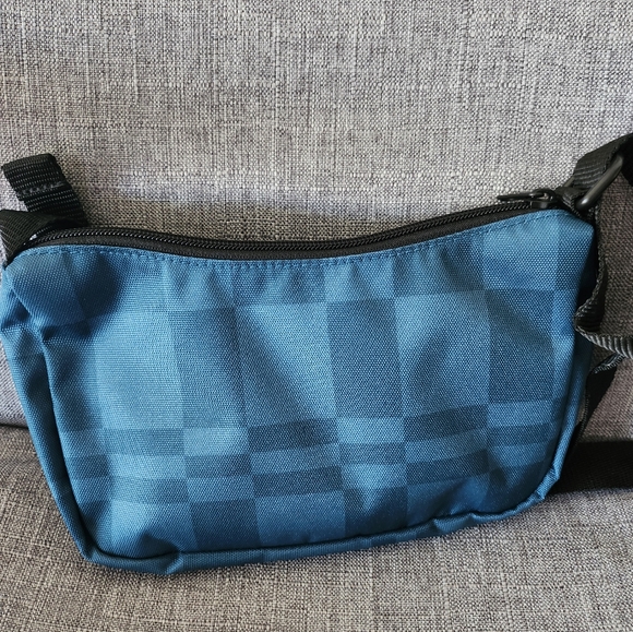 ✨NEW✨ Vans Checkered Shoulder Bag - Picture 4 of 5